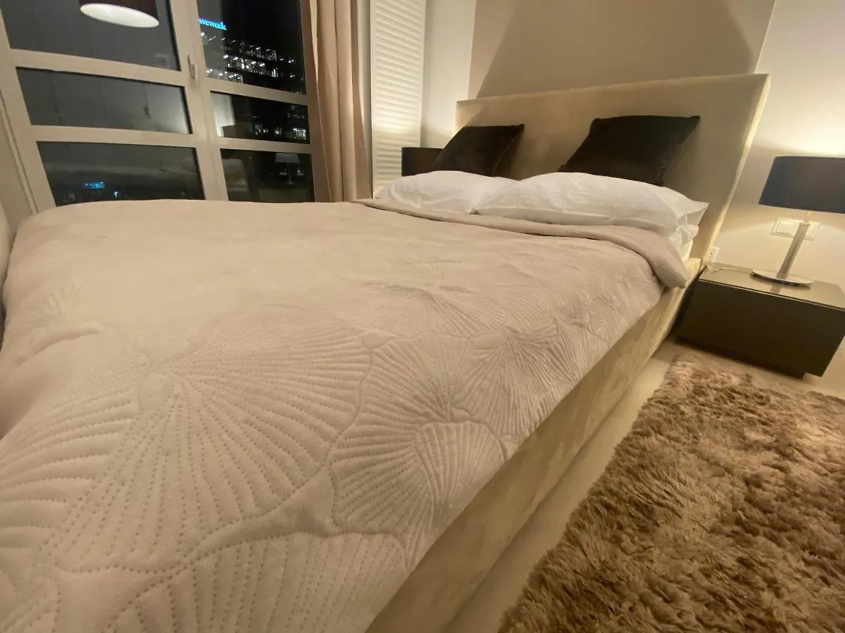 Apartment Platinum Towers Great View Balcony 1 Bedroom Warsaw